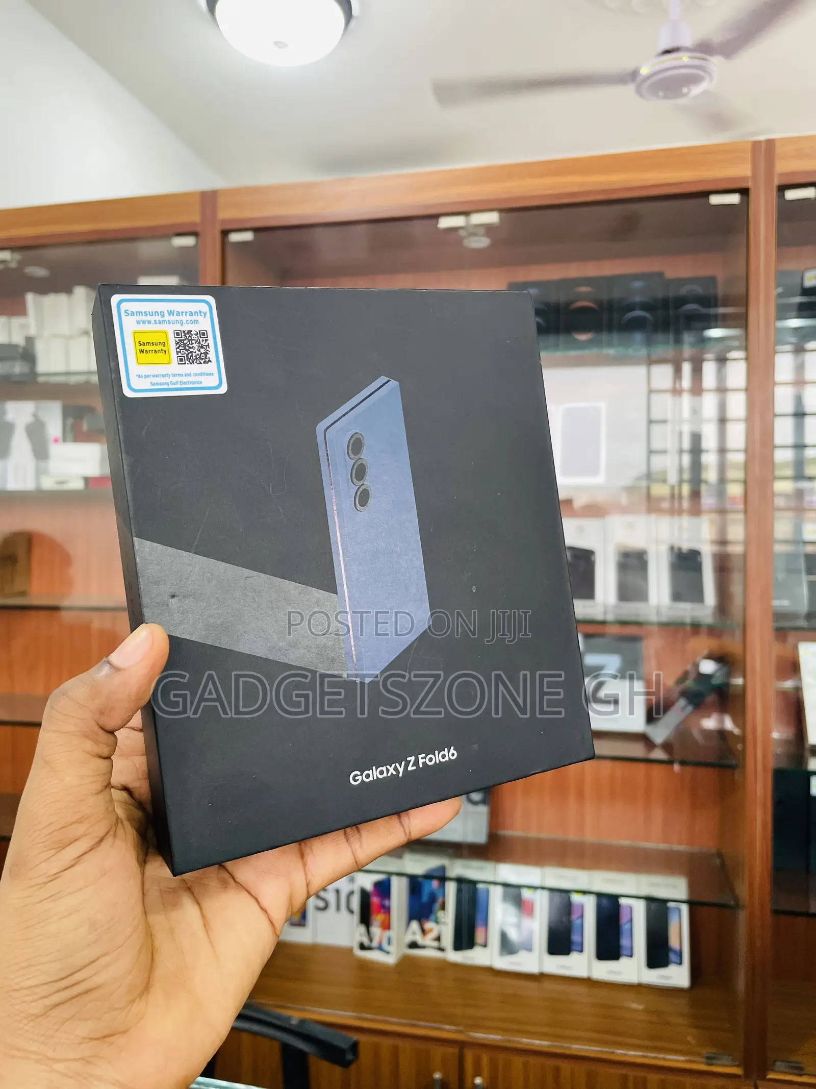 New Samsung Galaxy Z Fold6 256 GB Blue