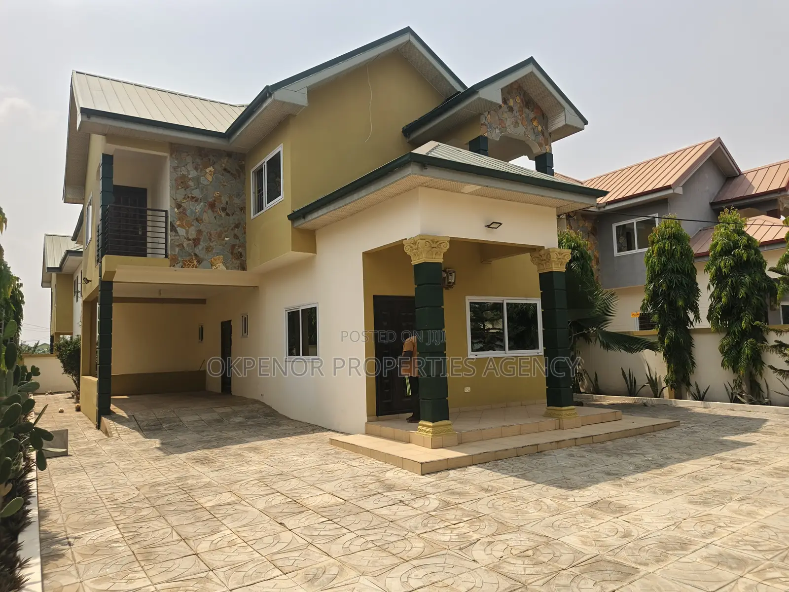 4bdrm House in Dawhenya, Tema Metropolitan for sale