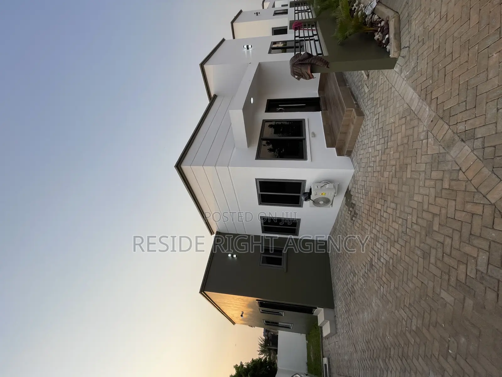 3bdrm House in North Legon for sale