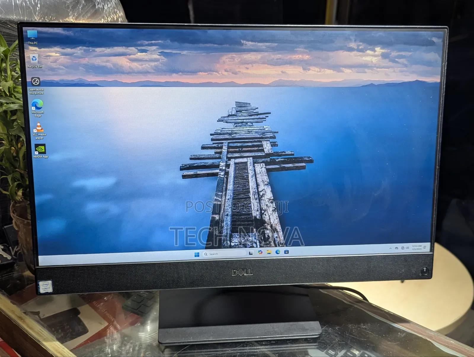 Desktop Computer Dell Inspiron 24 5000 16GB Intel Core I7 SSD 256GB