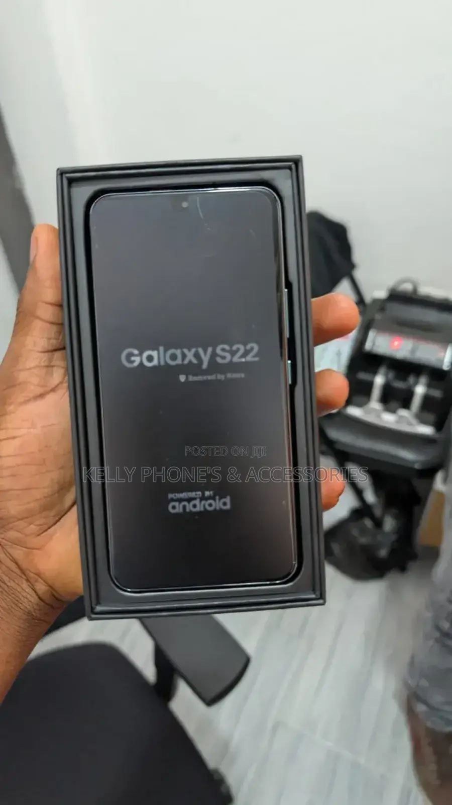 New Samsung Galaxy S22 5G 256 GB Black