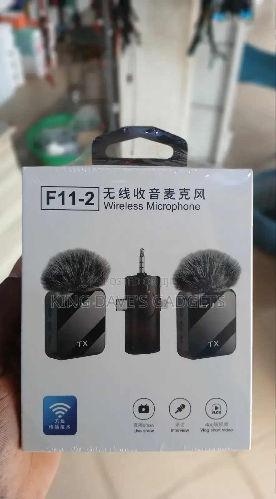 F11-2 Wireless Microphone - 3-in-1 Lavalier Mic