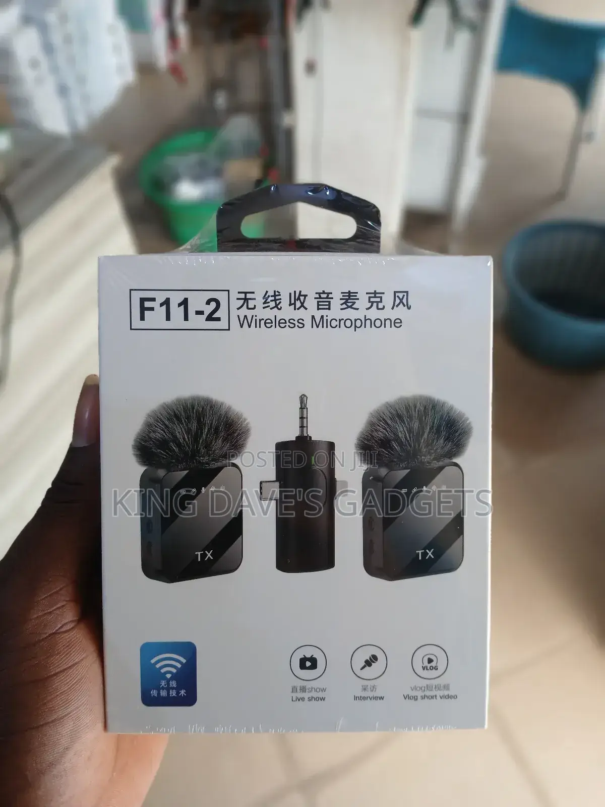 F11-2 Wireless Microphone - 3-in-1 Lavalier Mic