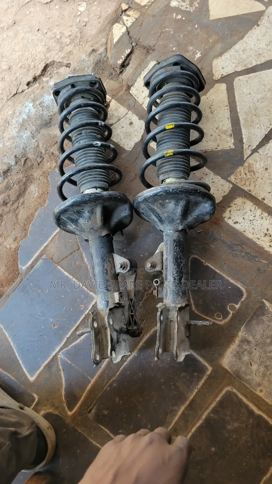 Elantra 2003,2004,2005,2006 Back Shocks