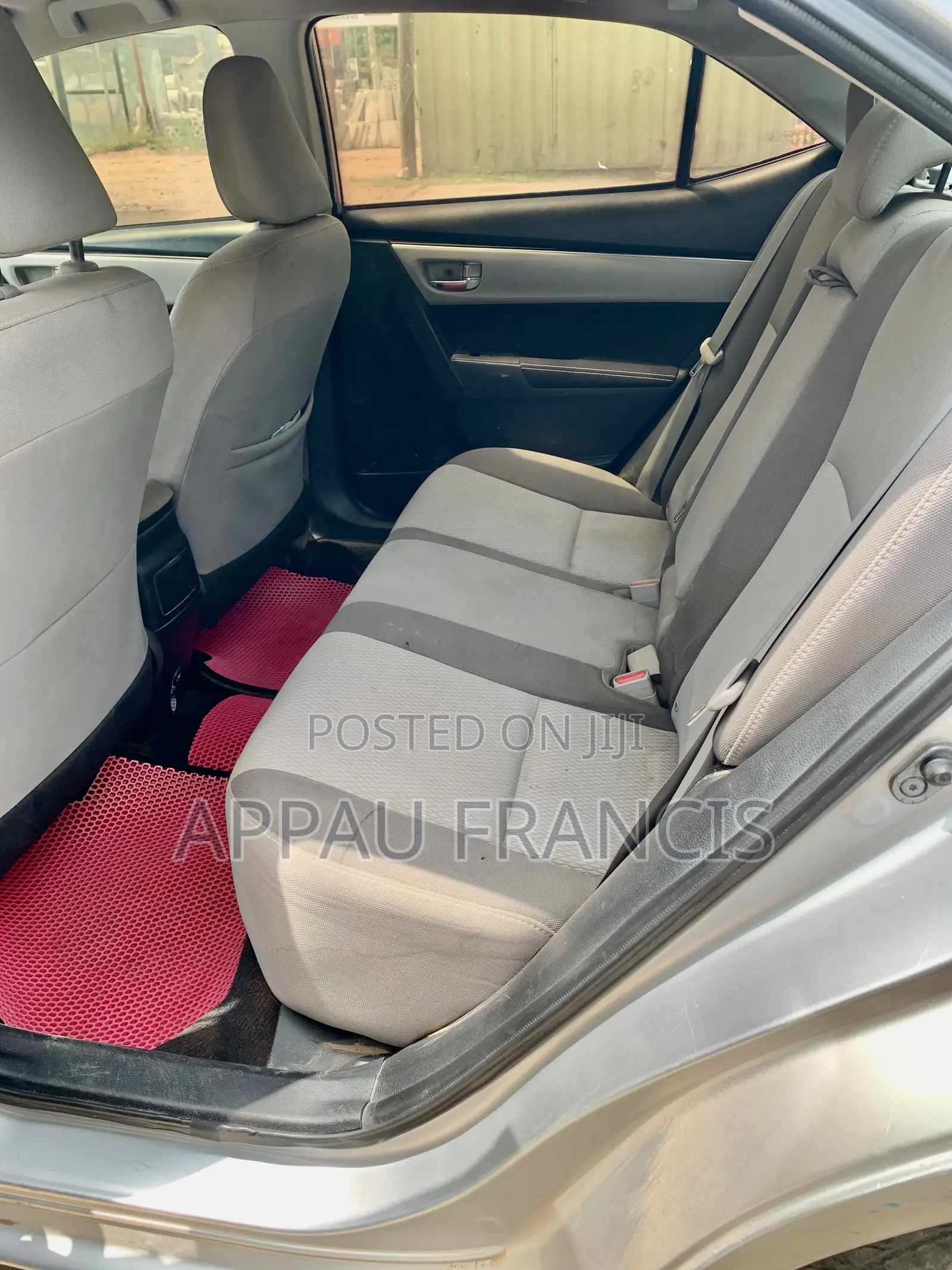 Toyota Corolla 2017 Silver