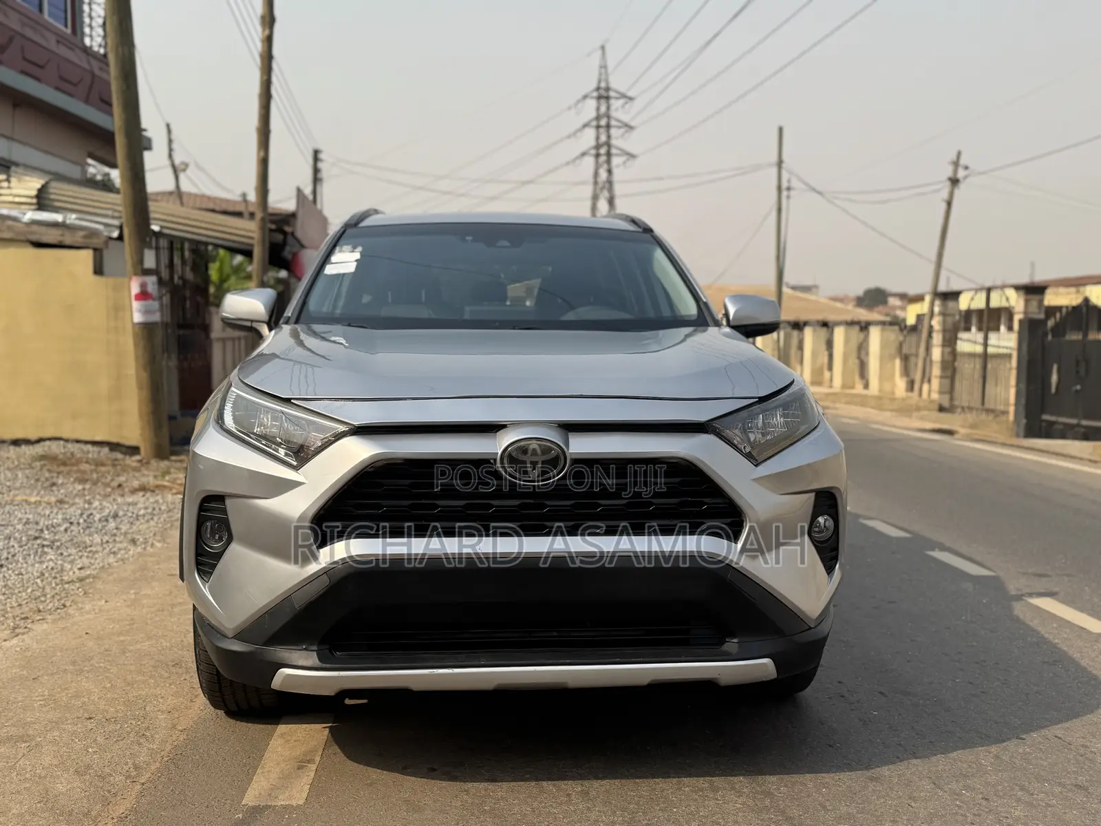 Toyota RAV4 XLE Premium AWD 2020 Silver