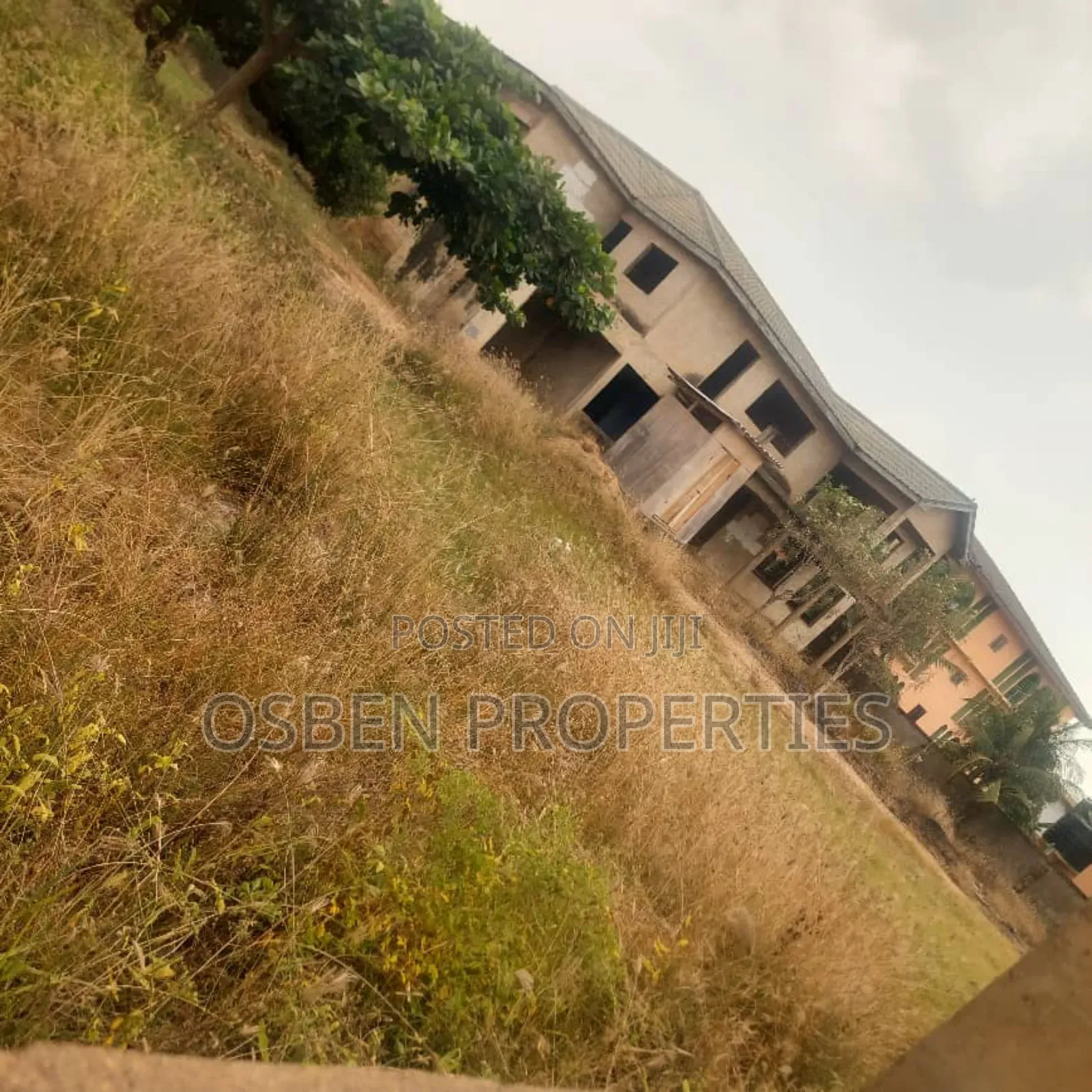 2 Plots of Titled Land With 7 Bedrooms Uncomplicated House for Sale