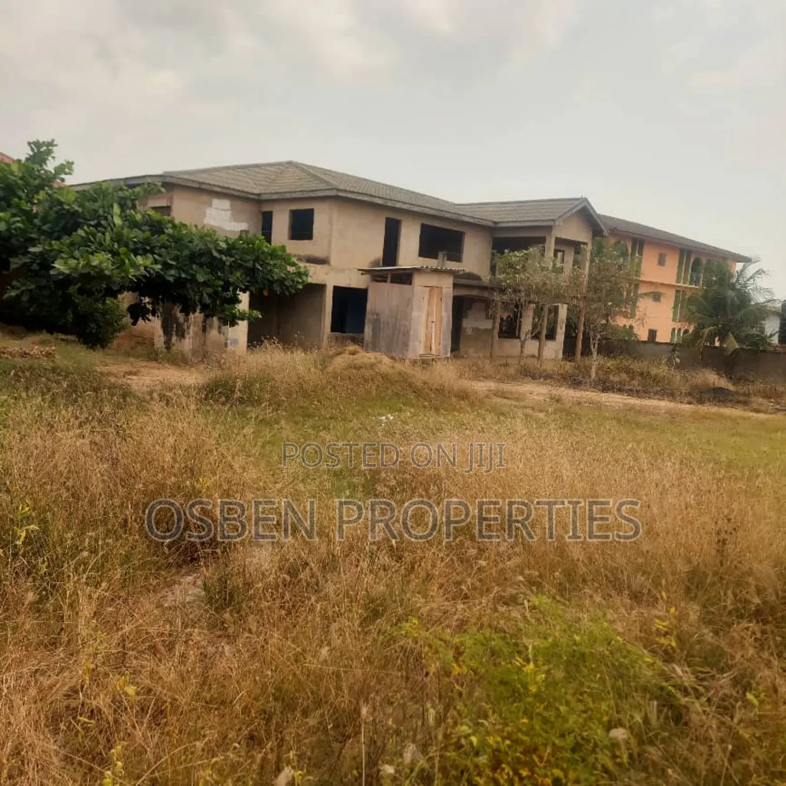 2 Plots of Titled Land With 7 Bedrooms Uncomplicated House for Sale