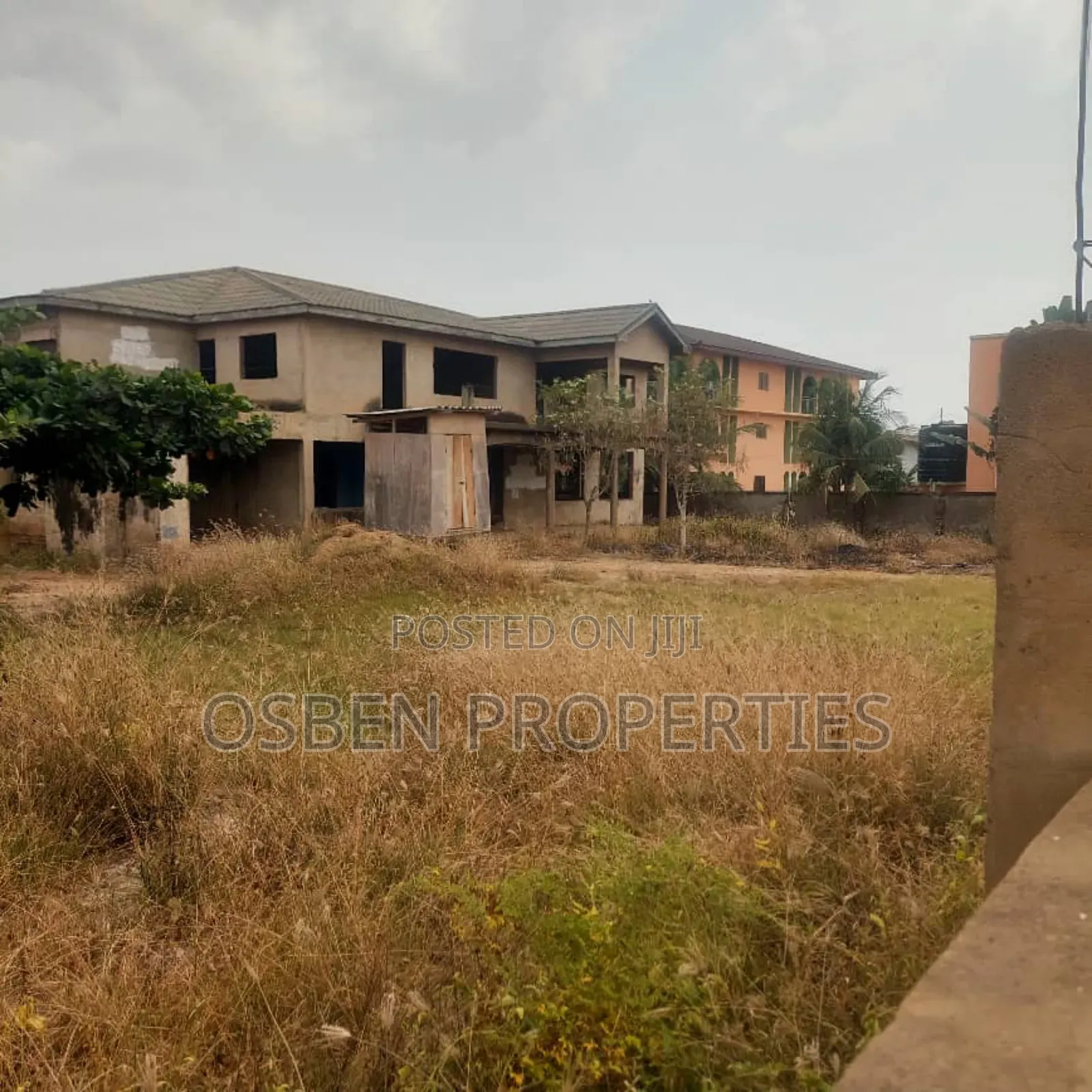 2 Plots of Titled Land With 7 Bedrooms Uncomplicated House for Sale