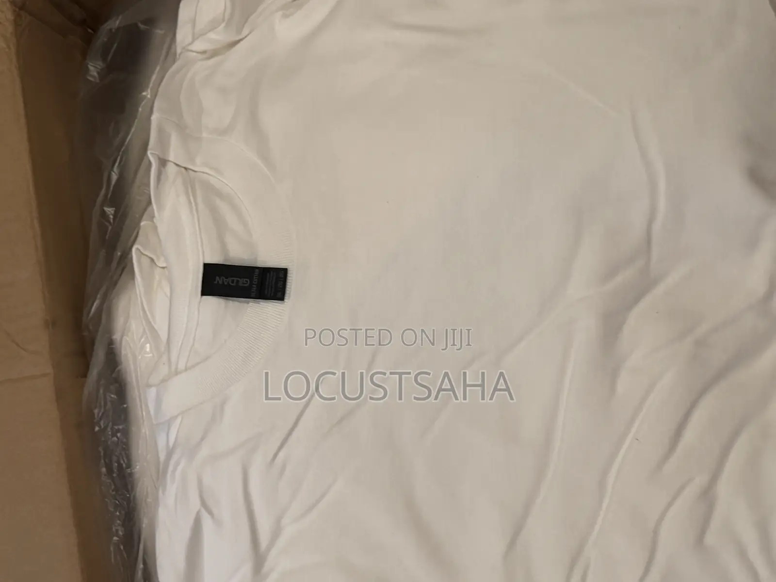 Gildan Ultra Cotton Tshirt in White
