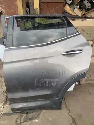 Hyundai Santa Fe 2013,2014,2015,2016,2017 Foreign Used Door