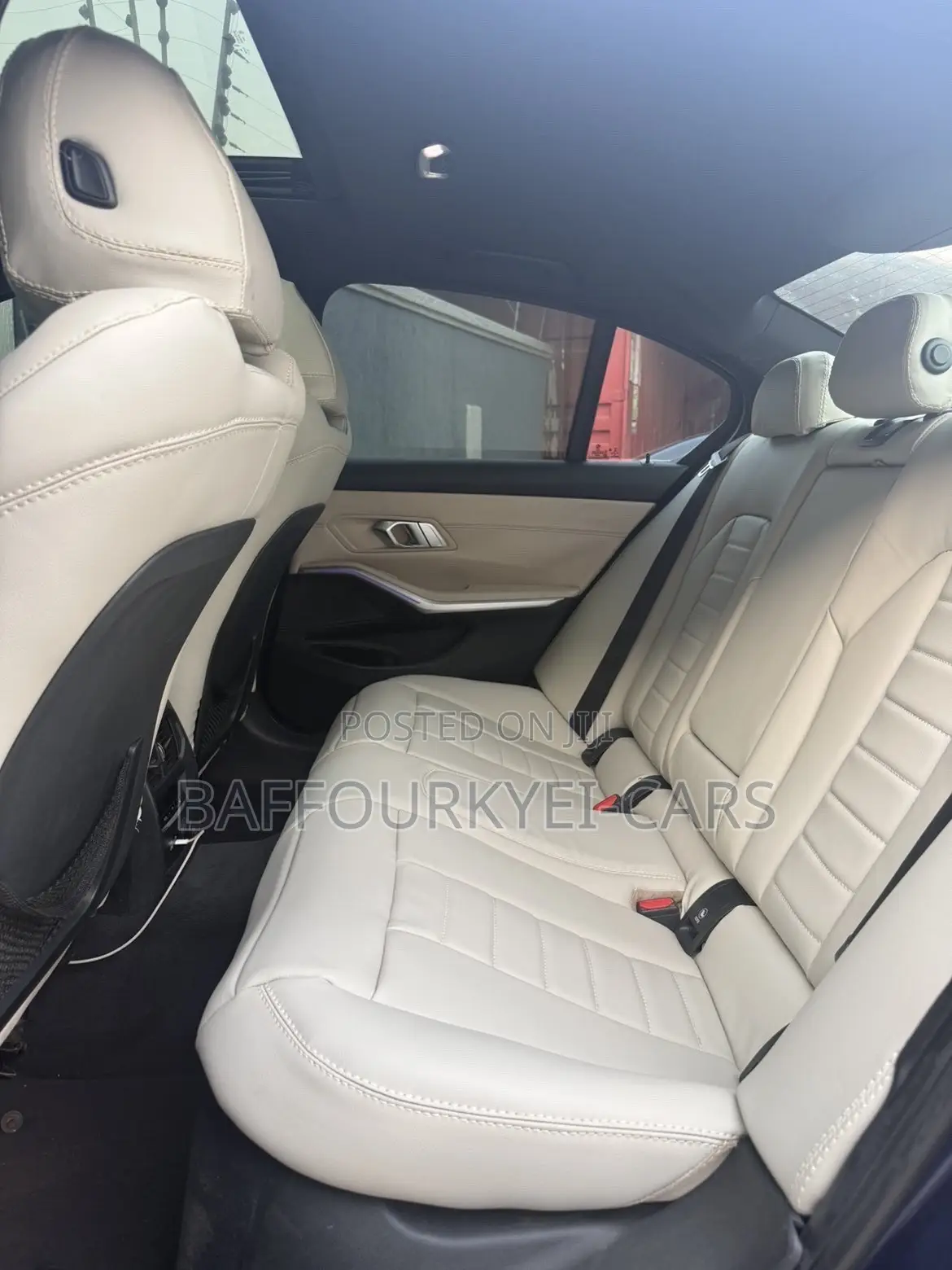 BMW 330i 2019 Black