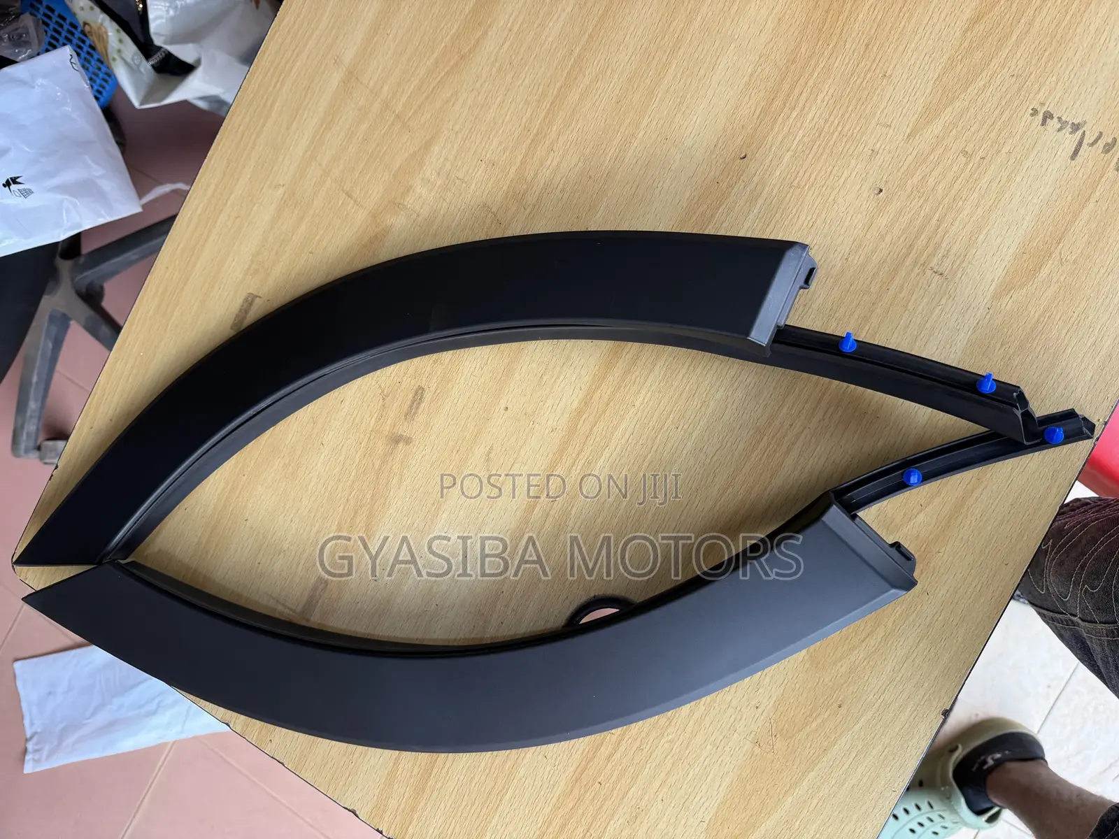 Honda Crv 2023 -2025 Back Fender Molding Pair