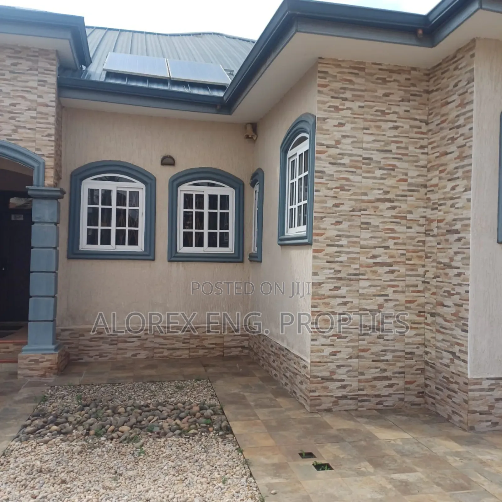 4bdrm House in $250,000, Oyarifa for sale