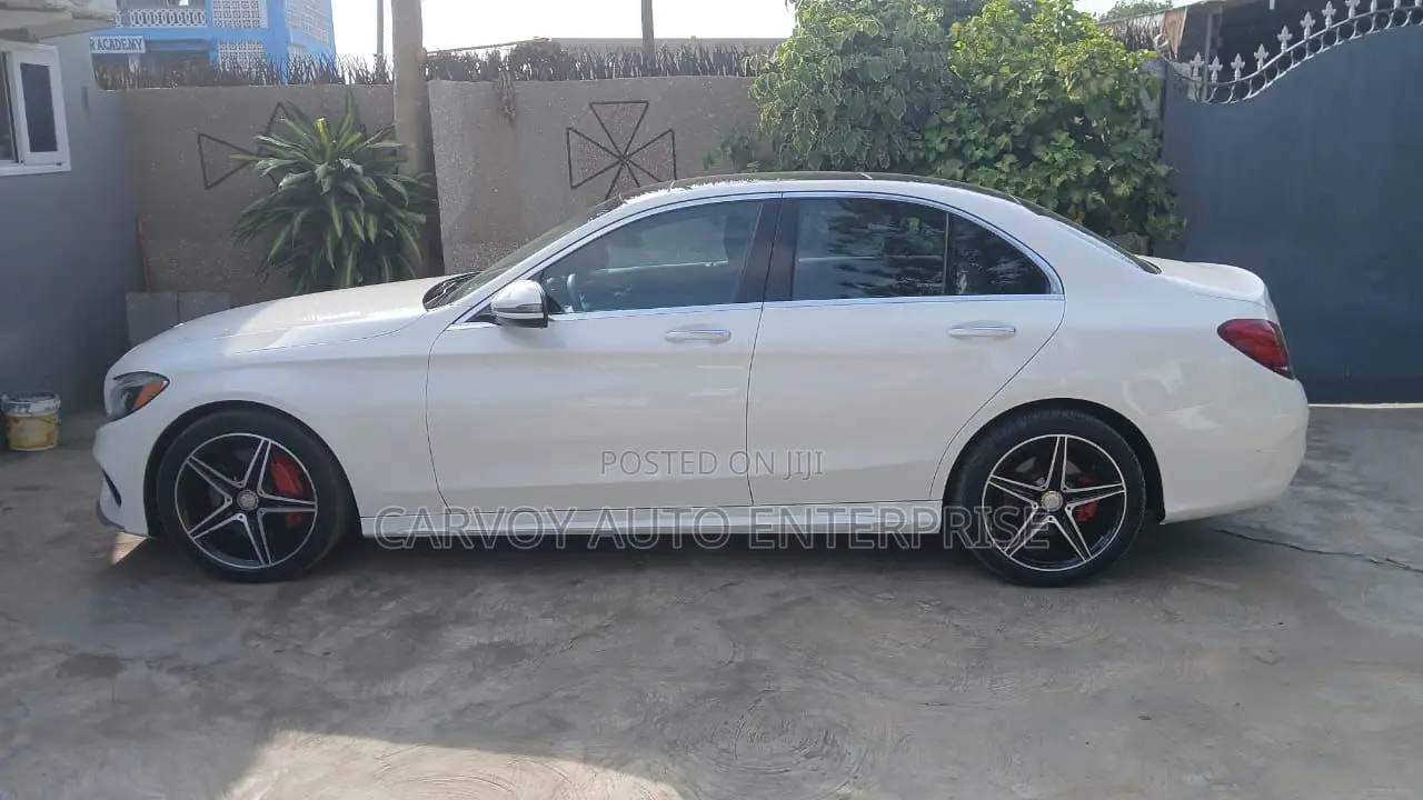 Mercedes-Benz C300 Sport 4Matic Sedan AWD (2.0L 4cyl 7A) 2017 White
