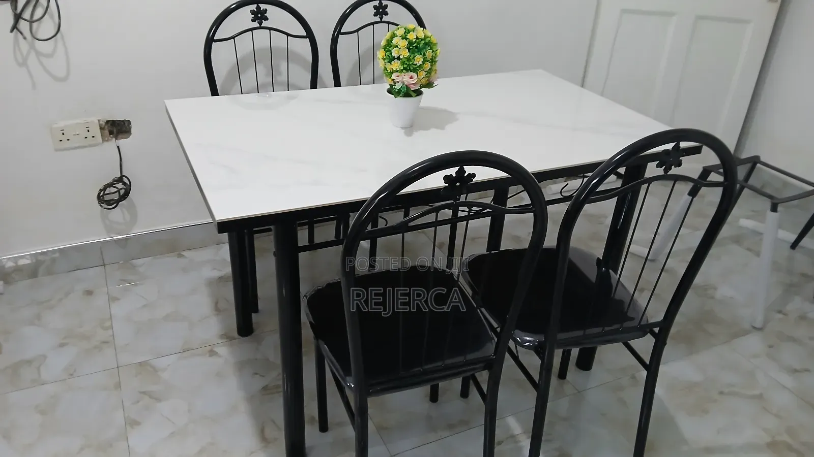 Affordable Dinning Set