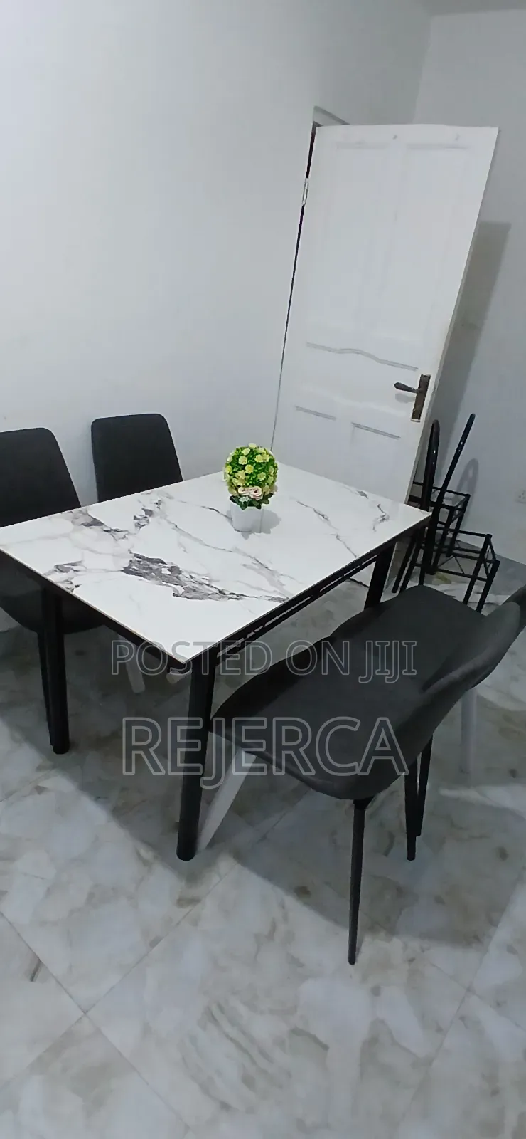 Durable Dinning Set