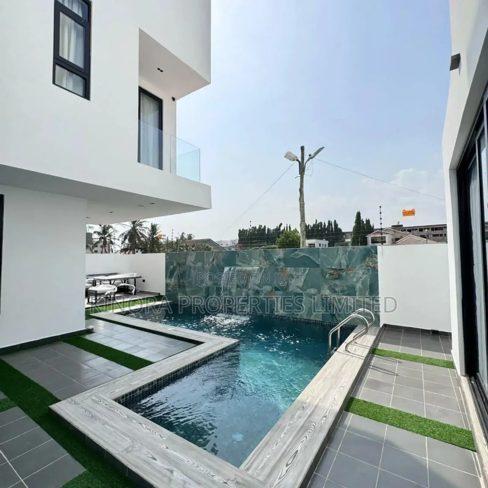 Furnished 4bdrm Duplex in East Legon America for sale