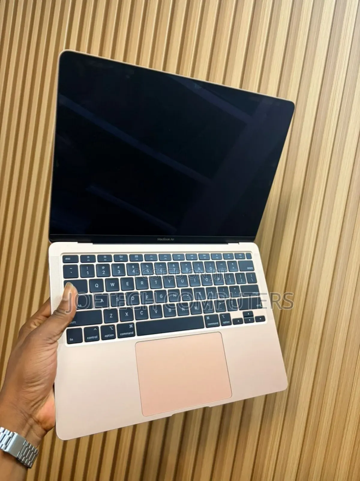 Laptop Apple MacBook Air 2020 8GB Intel Core i5 SSD 512GB