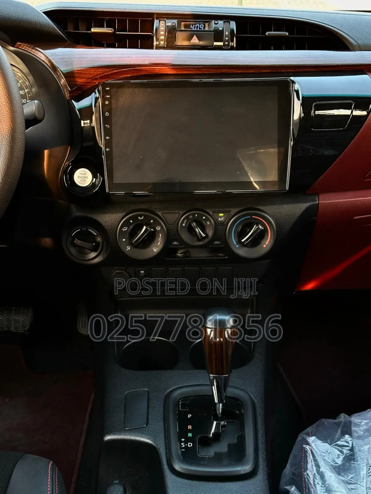 Toyota Hilux Revo Double Cab Deisel 2.4 AWD 2022 White