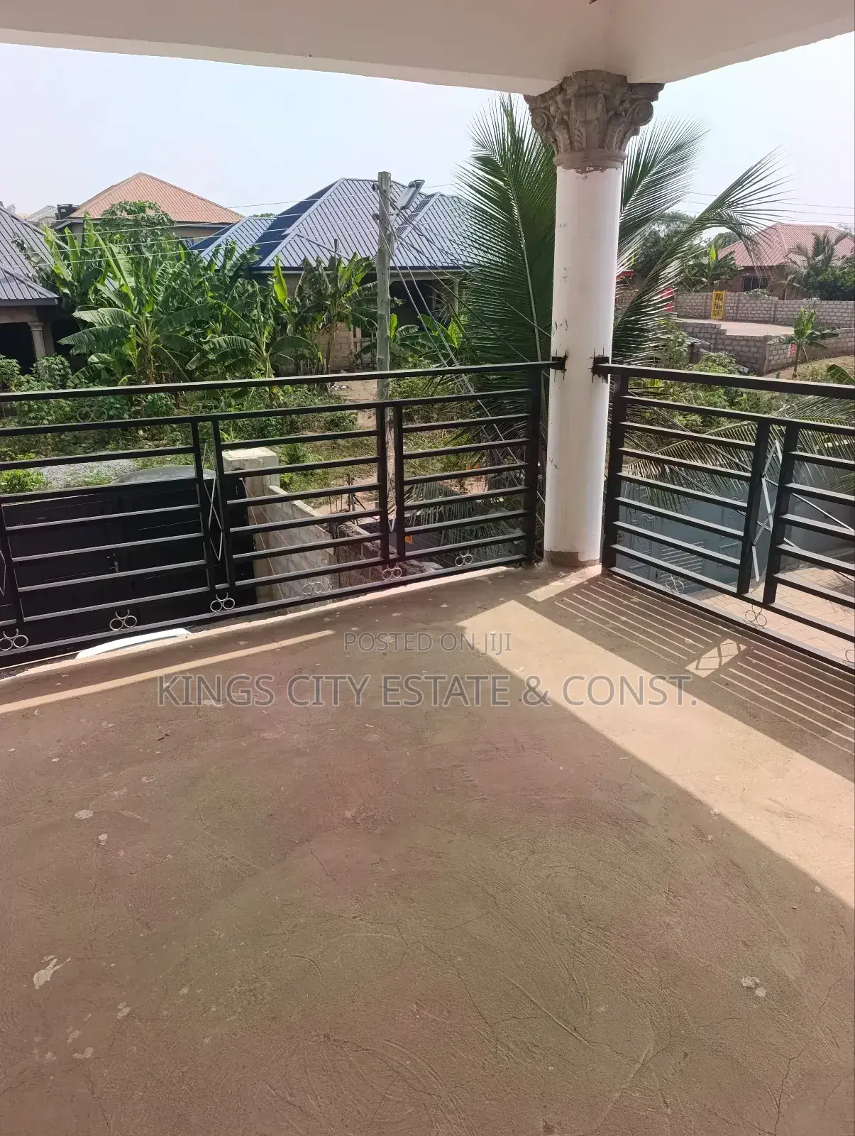 4bdrm House in West Home Restaurant, Pokuase for sale