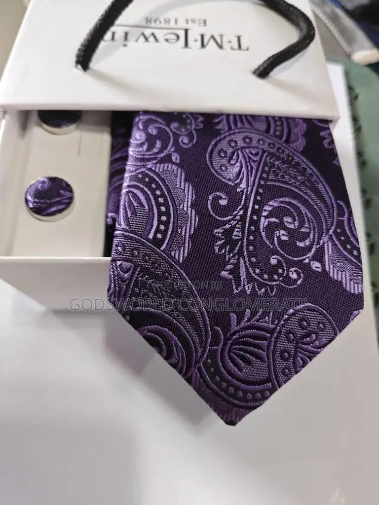 Flying Ties