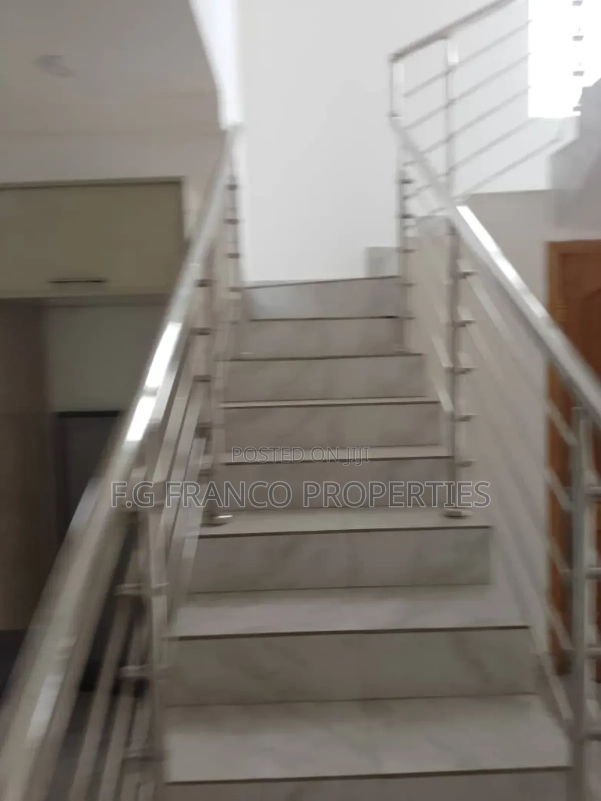 Warehouse With 4 Bedroom House for Sale at East Airport