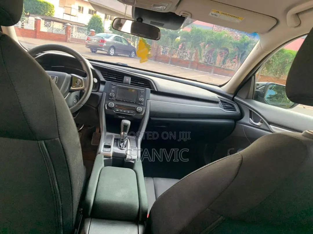 Honda Civic LX 4dr Sedan (2.0L 4cyl) 2017 Gray