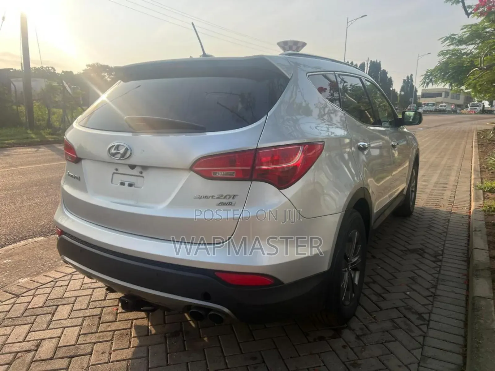 Hyundai Santa Fe SE AWD 2016 Silver