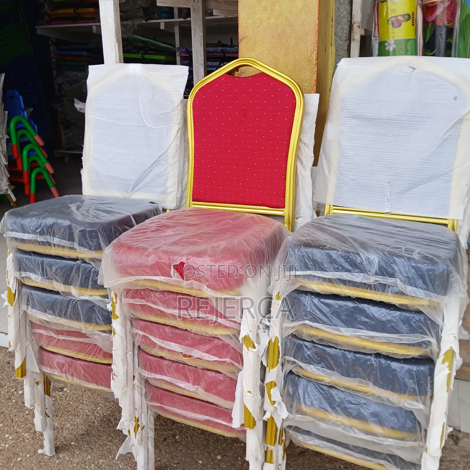 Auditorium Chair With Metal Legs