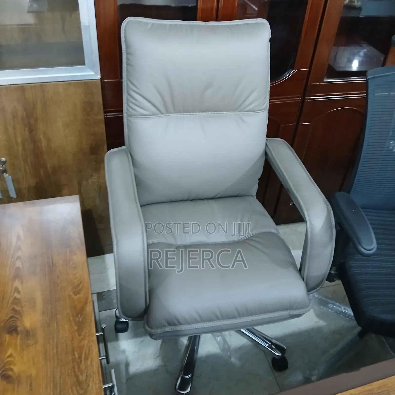 Adjustable Office