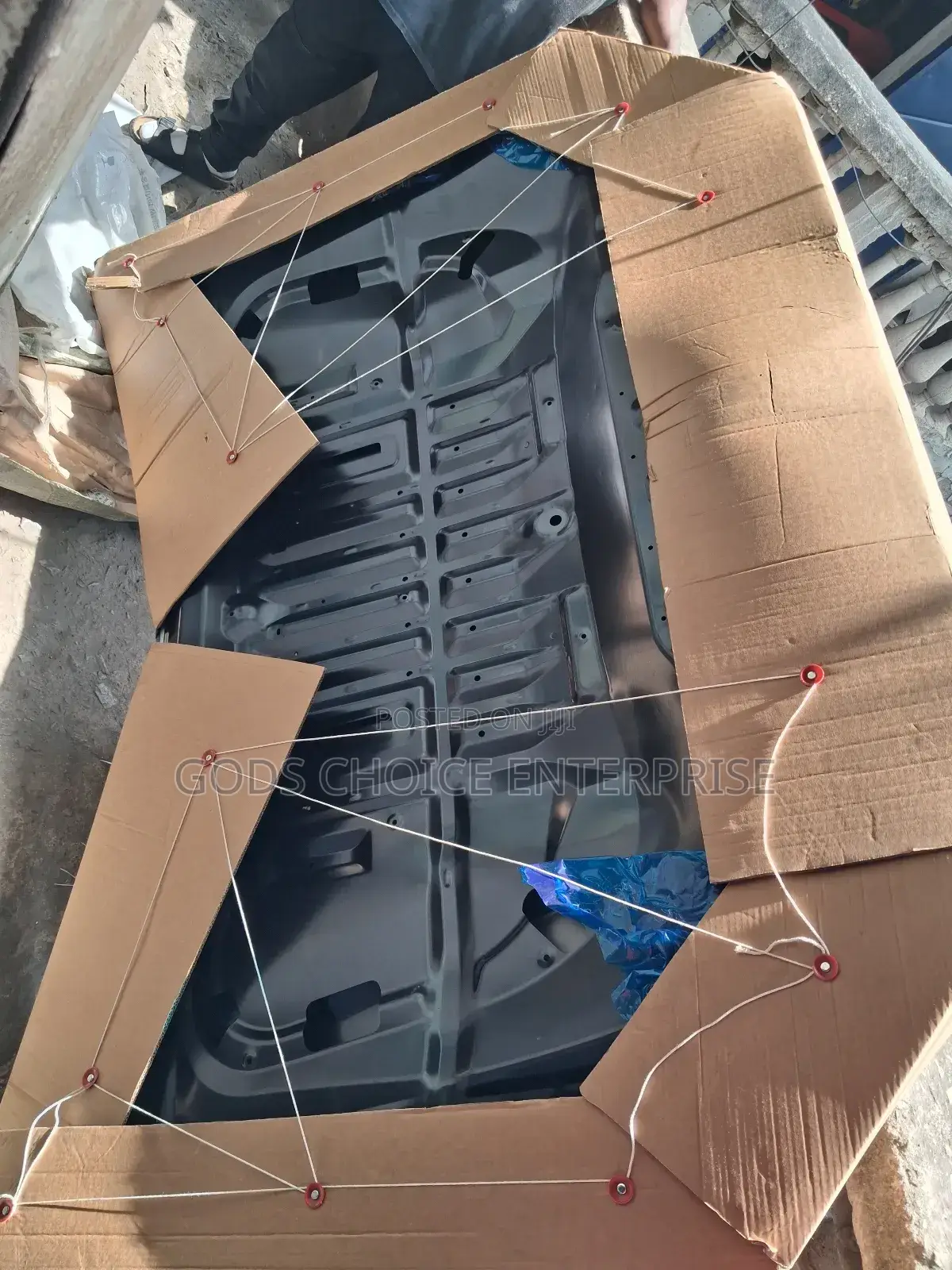 Bonnet Tundra 2022-2025 Aluminium