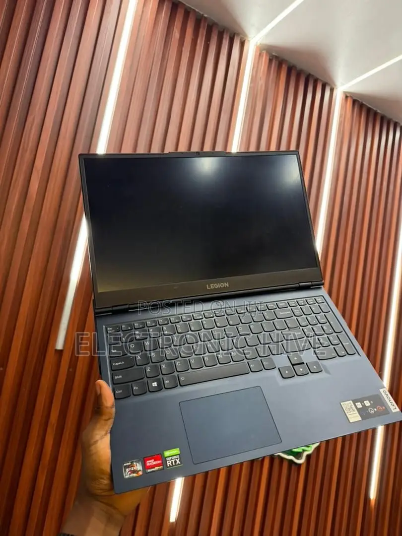 Laptop Lenovo Legion 5 16GB AMD Ryzen 5 SSD 512GB