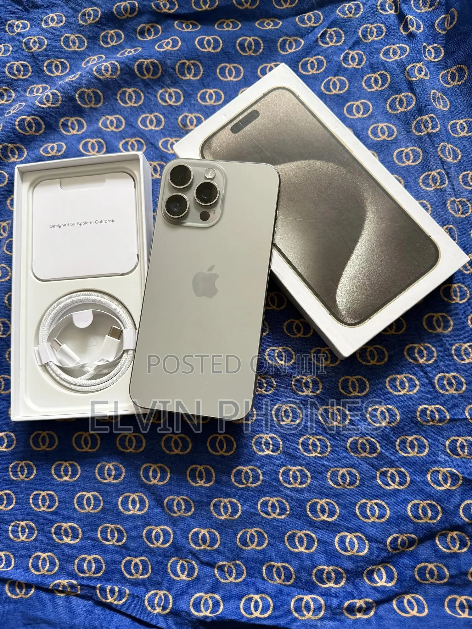 Apple iPhone 15 Pro Max 256 GB Silver