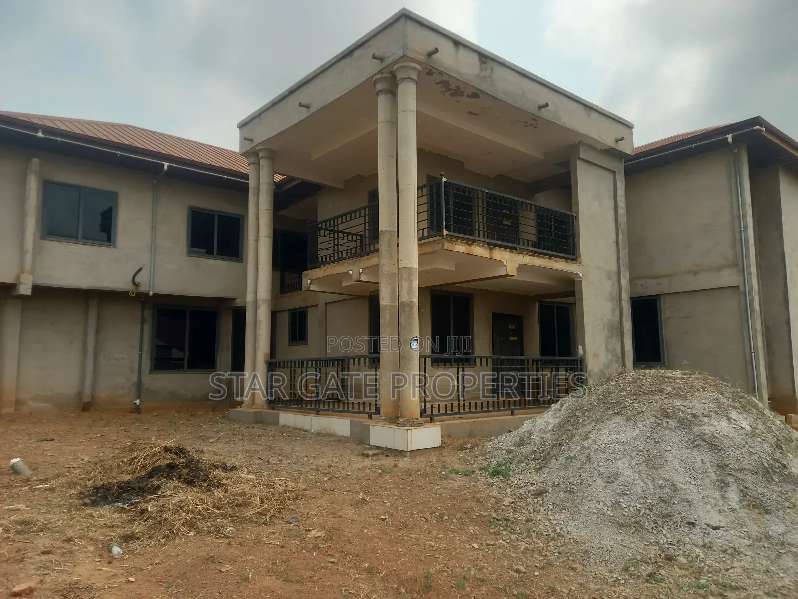 6bdrm House in Atwima Techiman,, Kumasi Metropolitan for sale