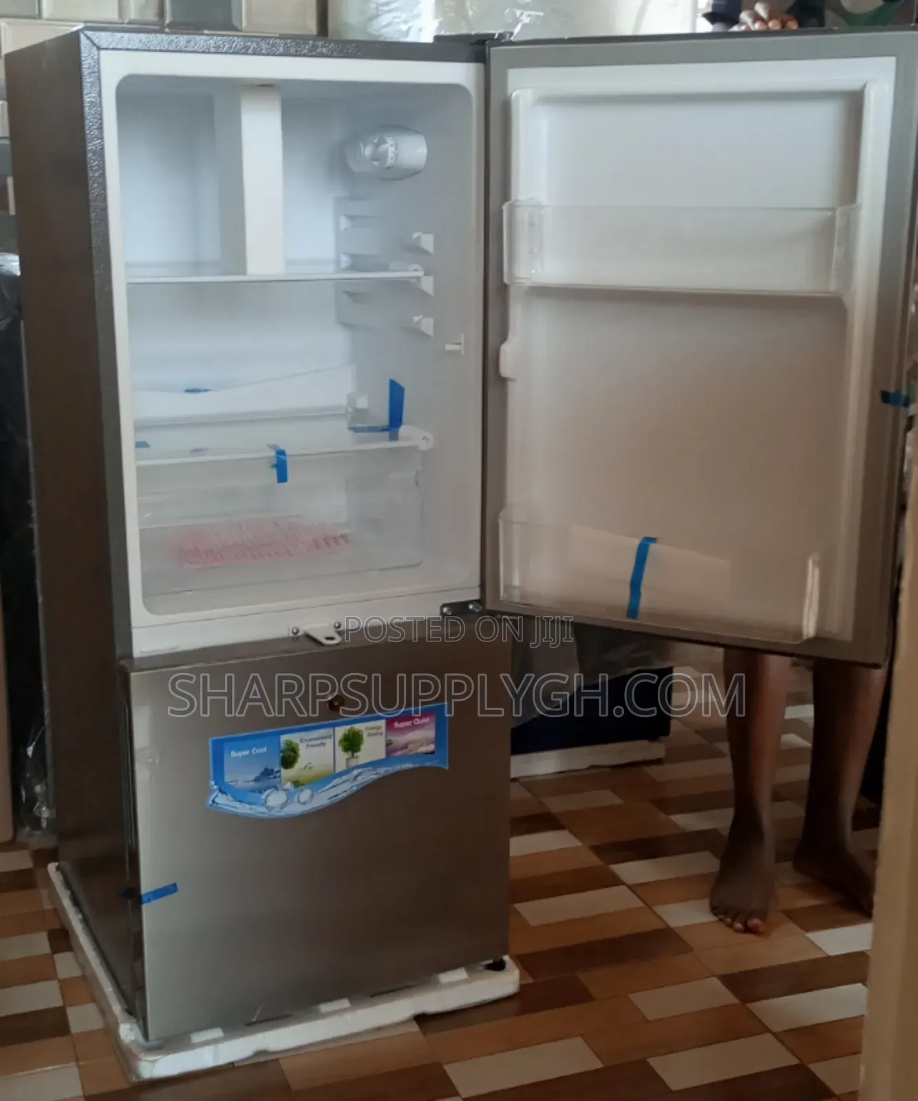 Westpool Refrigerator