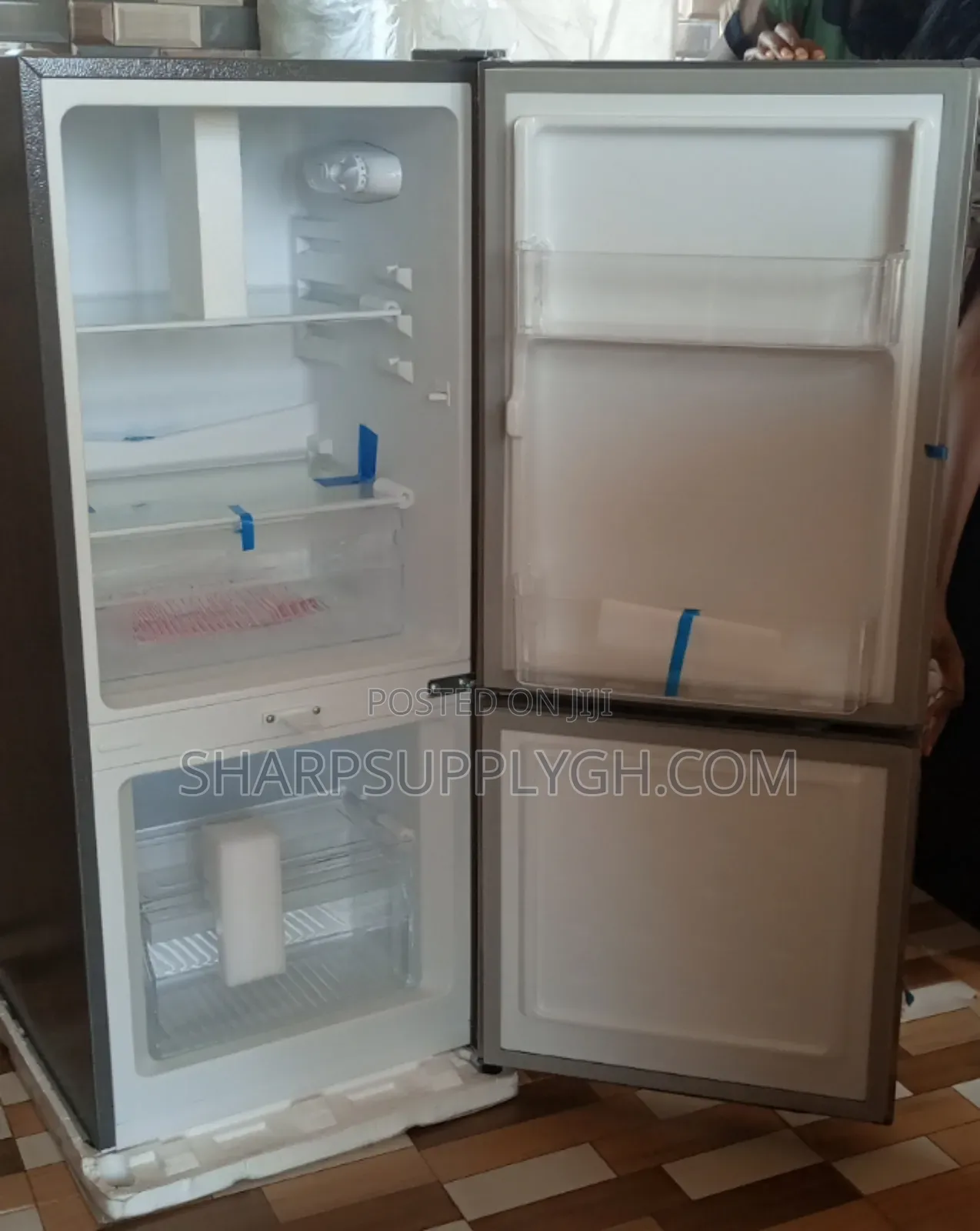Westpool Refrigerator