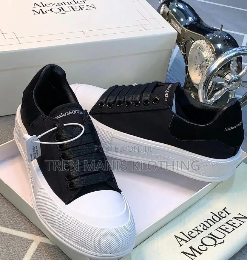 Alexander McQueen Black/White