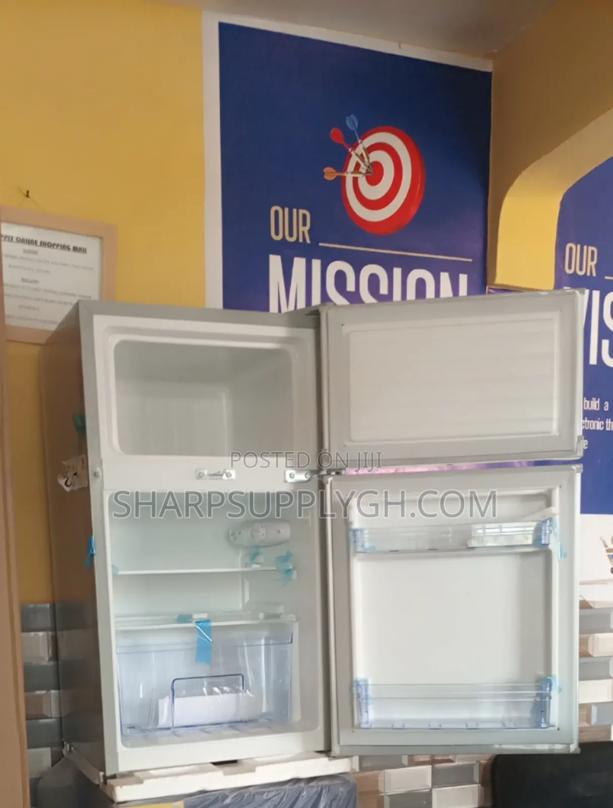 Westpool Refrigerator