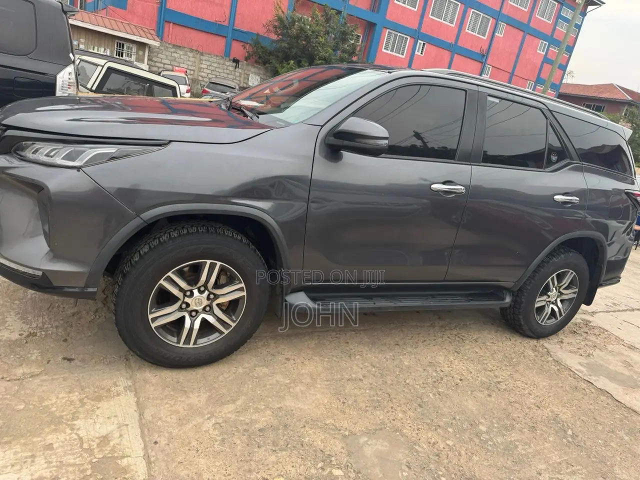 Toyota Fortuner 2.7 AWD 2021 Gray