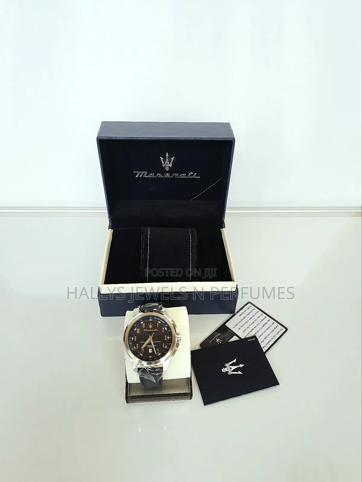 Maserati Successo R Blue Leather Strap Watch