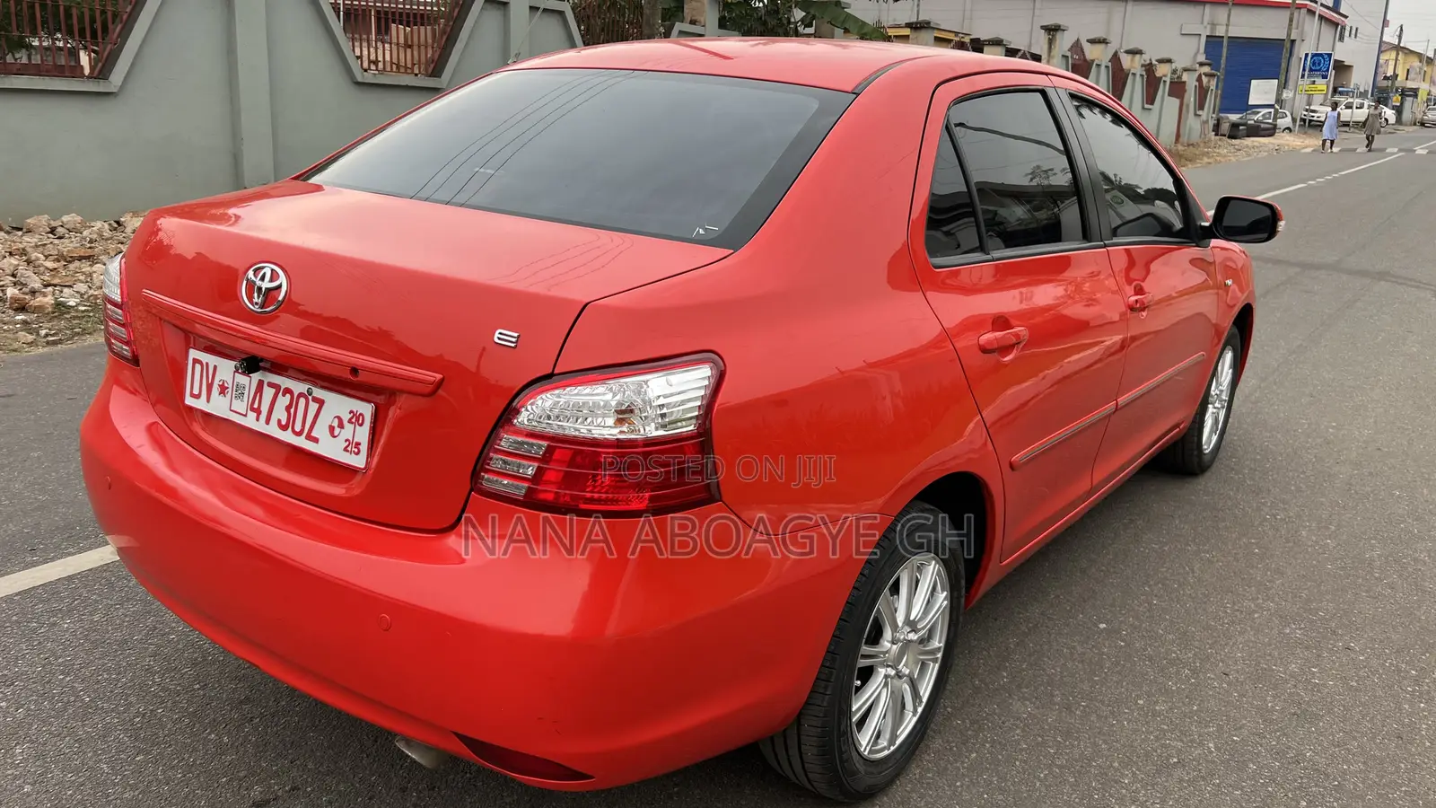 Toyota Belta 2010 Red