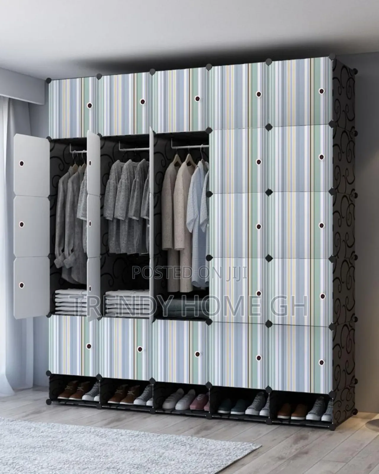 25 Cubes Modular Wardrobe With Shoe Rack