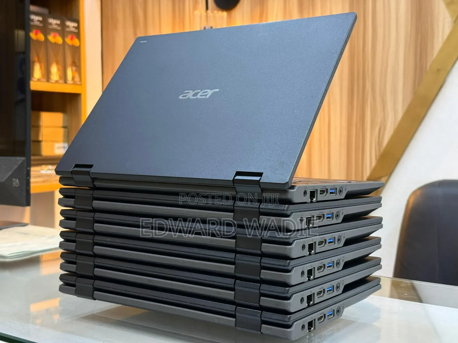 Laptop Acer TravelMate Spin B1 4GB Intel Celeron SSD 128GB