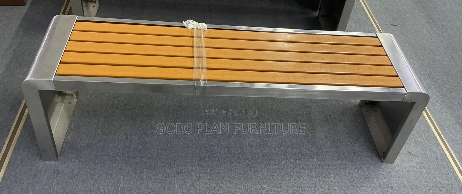 Waiting Chair - Zh