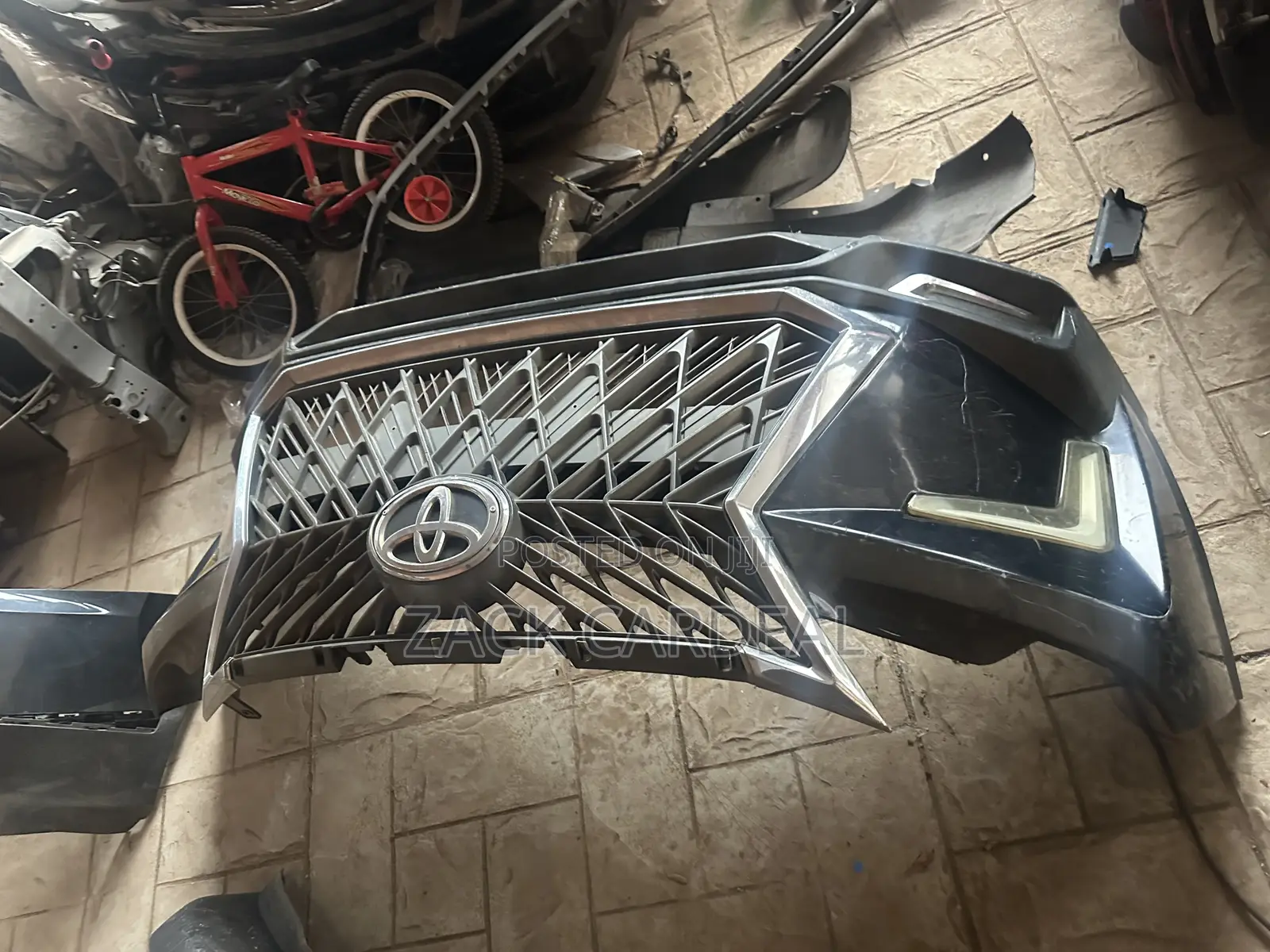 Toyota Fortuner 2014 Spec Bumper Available