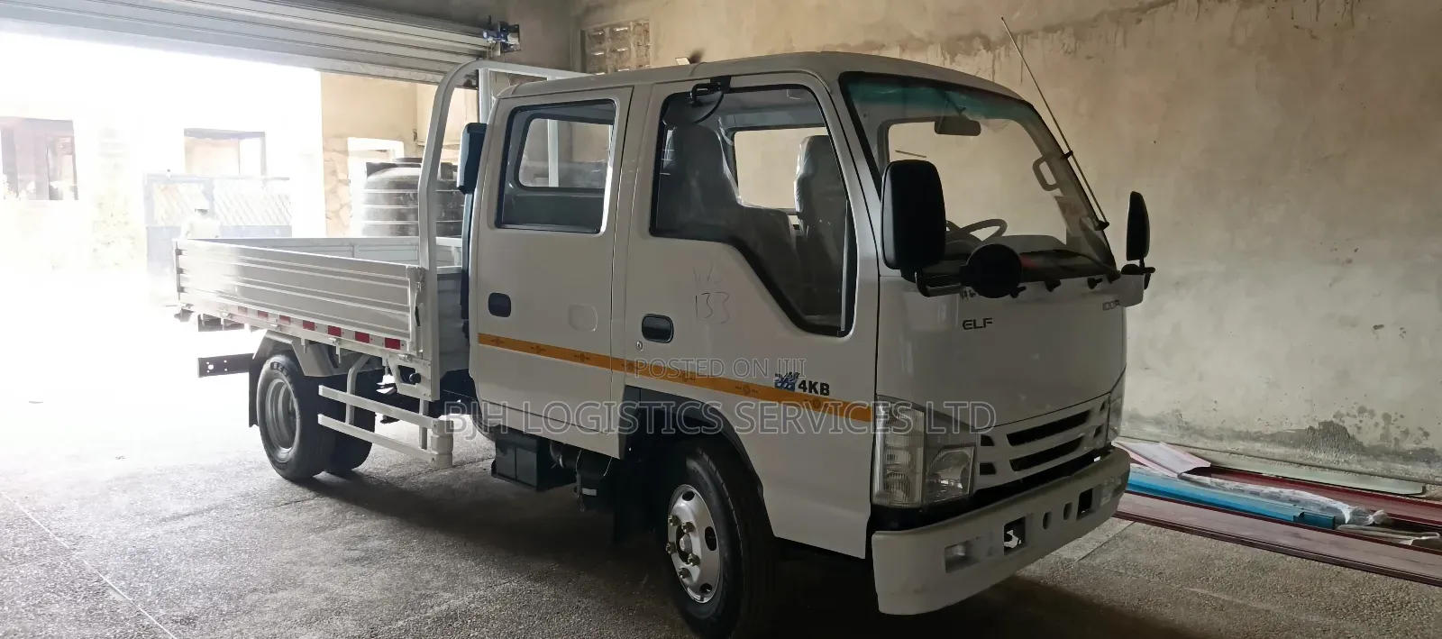New Isuzu Elf Truck 2025 White