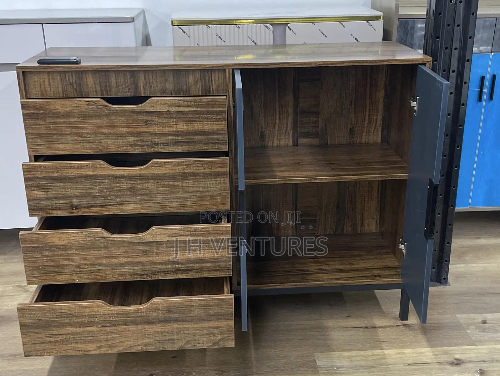 Low Cabinet 1.4