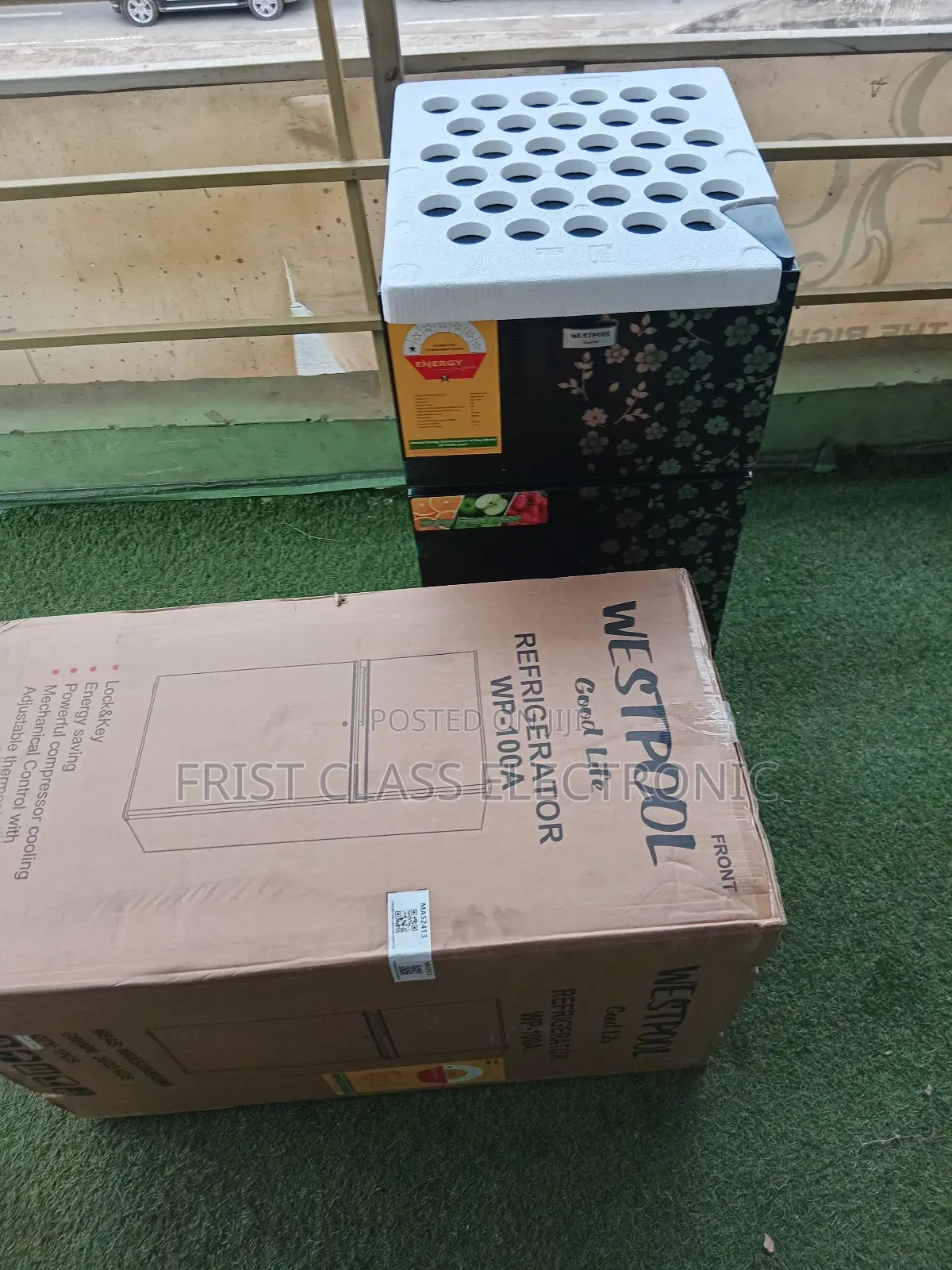 Mini Hone Size 80l Fridge Westpool Brand Westpool Fridge