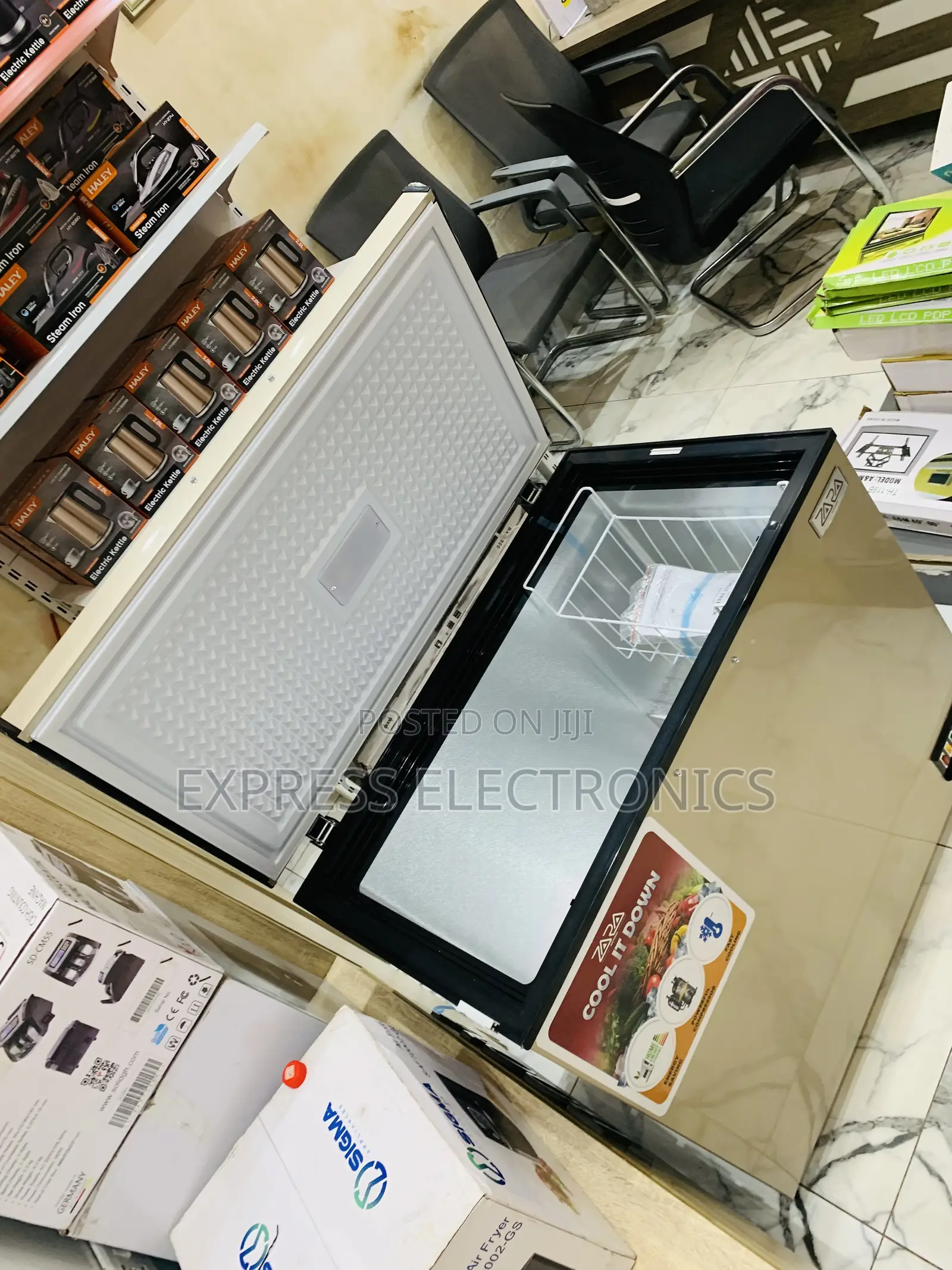 Get the New Gold Zara-300flg Zara Freezer 238ltr Net Gold